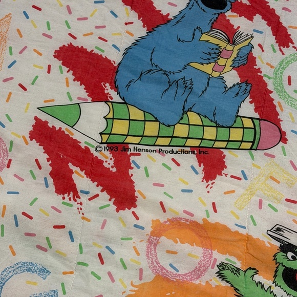 1993 Sesame Street Comforter – Alphabet Crayon Print – Twin Size Vintage - Picture 6 of 7